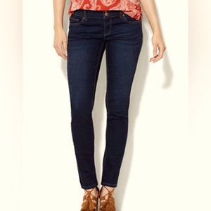 NY & Company Soho Curve Creator  Skinny